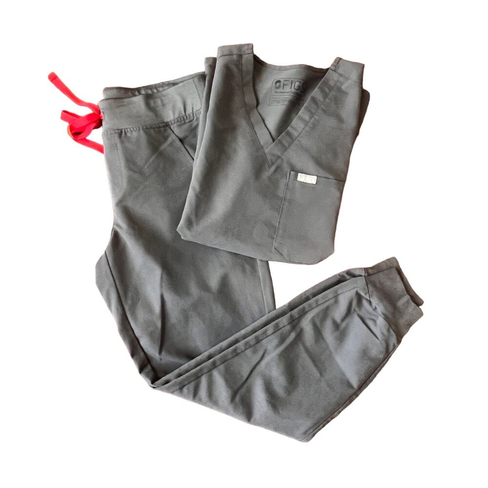 Figs Zamora Jogger XS Petite and Catarina One Pocket Top XS Charcoal Red Tie